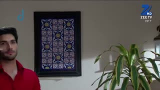 آهیل دهنت سرویس که ازروزاول نگفتی دوسشداری ک کاررسیداینجاخاک برسرت ک الان یکی دیگه مراقبه عشقته