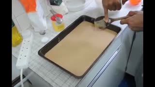 کیک شکلاتی ساده