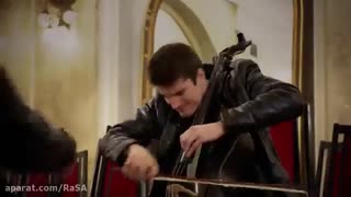 اجرای Smooth Criminal مایکل جکسون توسط 2CELLOS با سل