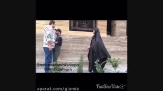 خیلی خنده داره