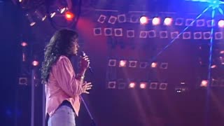 مدرن تاکینگ ، موزیک ویدیو صلح بر روی زمین - Give Me Peace On Earth