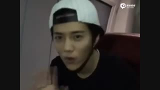 یه ویدیوی بامزه از Luhan امروز توی قطار پرسرعت