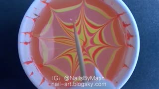 طراحی ناخن با آب (واتر ماربل) Water marble nails