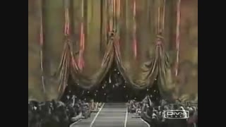 Michael Jackson & Lisa Marie Presley share a kiss onstage