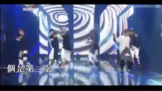 اجرای اکسو با اهنگ GROWL  با پیرهنی جنگجو یی که لوهان پوشیده!!