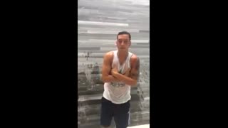 چالش اب یخ مسعوت اوزیل