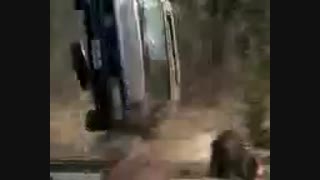 شاید یک اتفاق...(نشانه ای از عذاب خدا)