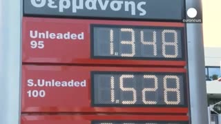 برنده واقعی کاهش شدید قیمت نفت کیست؟ دولتها و یا مصرف کنندگان سوخت؟