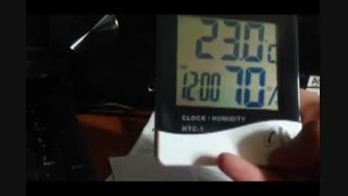 رطوبت و دماسنج دیجیتالی