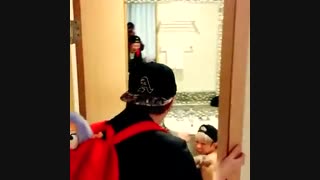این چه کاریه؟؟؟؟؟؟؟