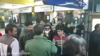 پویش آسمانت را پس بگیر، توزیع ویژه نامه محیط زیستی روزنامه مترو. وقایع تهرانیه