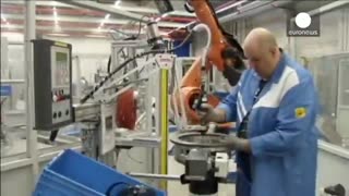 رشد فعالیتهای بخشهای تولید و خدمات در فرانسه و آلمان