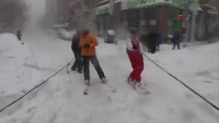 ویدیو SNOWBOARDING WITH THE NYPD