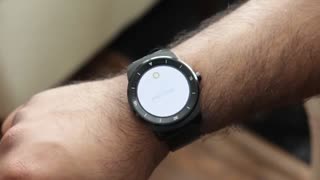 مقایسه ساعت هوشمند موتو 360، ال جی و سونی