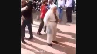 رقص باحال پیرمرد