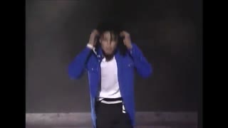 مایکل جکسون  - ا جرای زنده man in the mirror