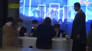 160130-Double S 301 SS301 G+Starzon 팬사인회 簽名會-粉絲給永生戴花圈永生不戴,粉絲給奎鐘戴髮夾奎鐘也不