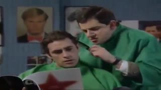 مستر بین /در ارایشگاه (دیدن این کلیپ توصیه میشود)