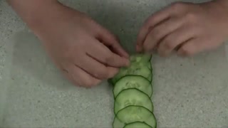 میوه آرایی - گل با خیار