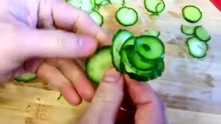 میوه آرایی - گل با خیار