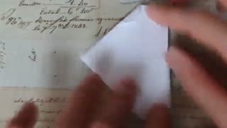 قایق کاغذی در بطری