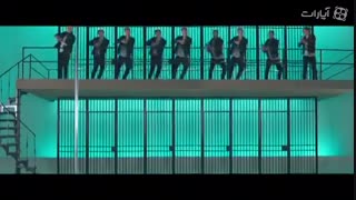 اهنگ kiss youاز 1D