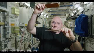 پینگ پنگ با آب در ایستگاه فضایی