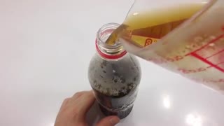 پودینگ شکل کولا