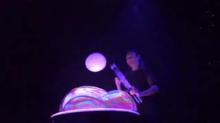 نمایش فوق العاده با حباب