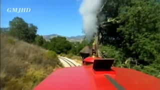 مایکل جکسون با بچه ها در نورلند سال 2003