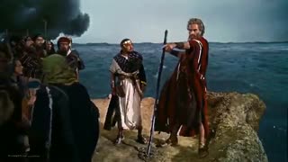 موسی نمیدانست که نیل میشکافد ولی میدانست ...