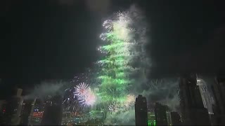 مراسم سال نو 2016 در برج خلیفه، دبی ، امارات متحده عربی