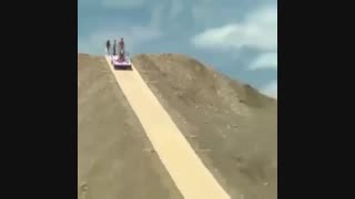 پرش دو نفره با تخت خواب
