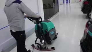 زمین شوی صنعتی - کفشور کابلی - اسکرابر برقی - نظافت صنعتی