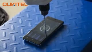 گوشی قدرتمند و ضد ضربه  کسی خواهست بگه