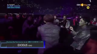 160217 EXO (엑소) - EXODUS + Call Me Baby + LOVE ME