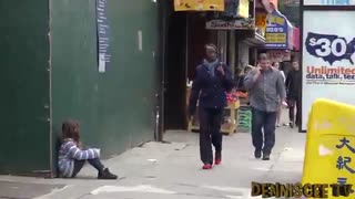 بچه گم شده و عکس العمل مردم