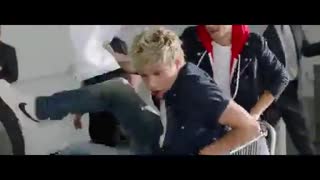 موزیک ویدیو best song ever از گروه one direction درخواستی