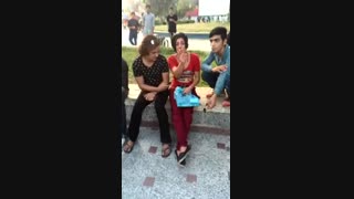 اقااا این پسره یا دختر که مثل دخترااا میحرفه..