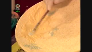 کار روی ظروف-خانم عقابی