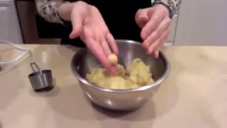 Shirini/Nan Berenji شیرینی/نان برنجی