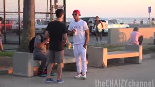 شوخی های مزخرف(کشیدنه شلوار)