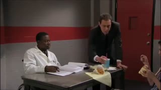 یکی از بهترین سکانس های بازی سلناگومز در سریال جادوگران محله ی ویورلی