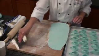 تزیبن کیک با فوندانت، پاپیون