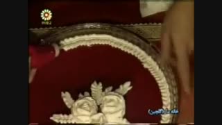 تزیین کیک با‏خامه و خمیر فوندانت-خانم امیری