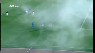 پرتاب نارنجک در حضور مدیر امنیتی یوفا