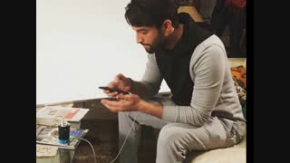 بنیامین و محمد رضا گلزار در بمبئی +بنیامین سر صحنه فیلم برداری