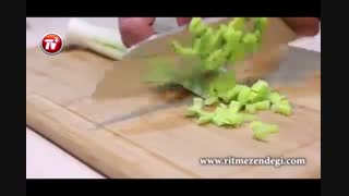 فتوچینی قارچ و تره فرنگی با سس خامه