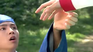 موزیک ویدیو ی زیبایی سریال هوانگ جین یی  ❤  سوکی