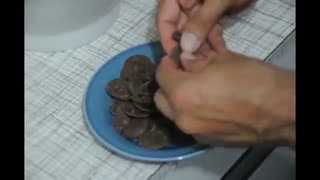 طرز تهیه کلوچه شکلاتی در خانه